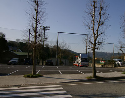 自然休養村の駐車場