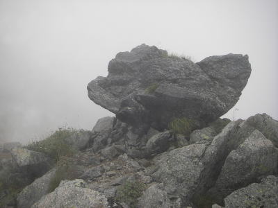 ワリモ岳付近の奇岩