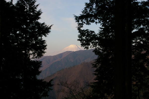 堀山の家の前の富士