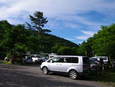 浅間山山荘駐車場